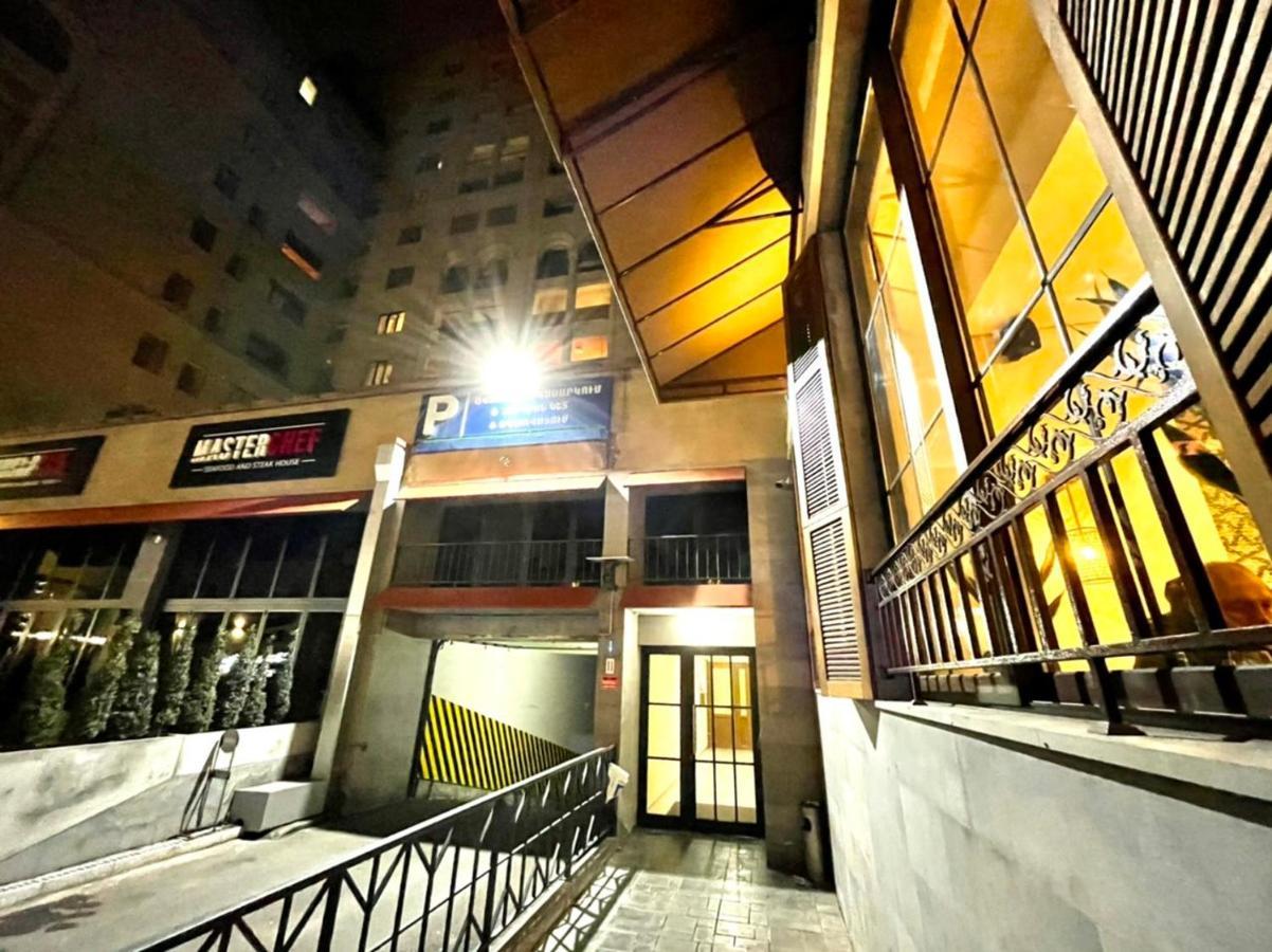 Armenak Apartment 5-Комнатная Erevan Exterior foto