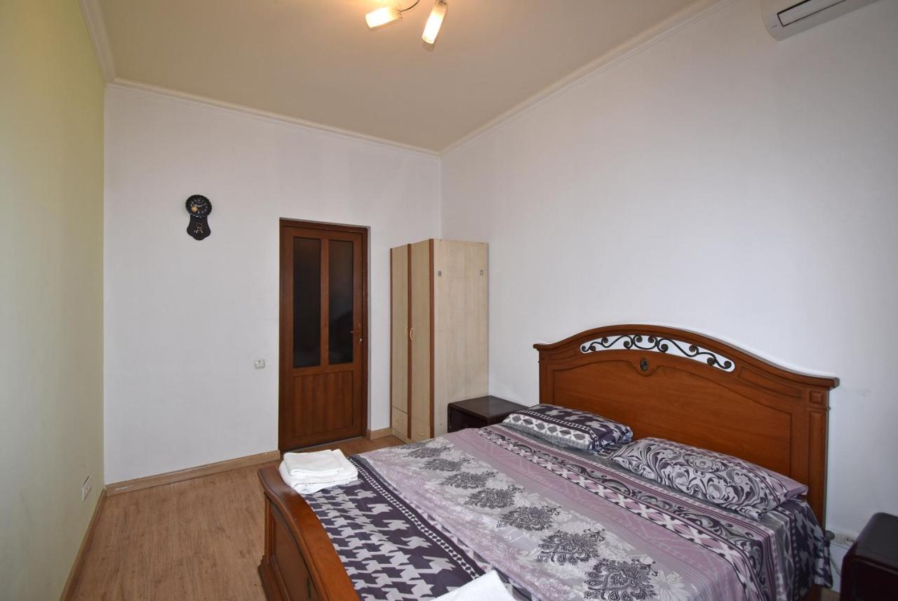Armenak Apartment 5-Комнатная Erevan Exterior foto