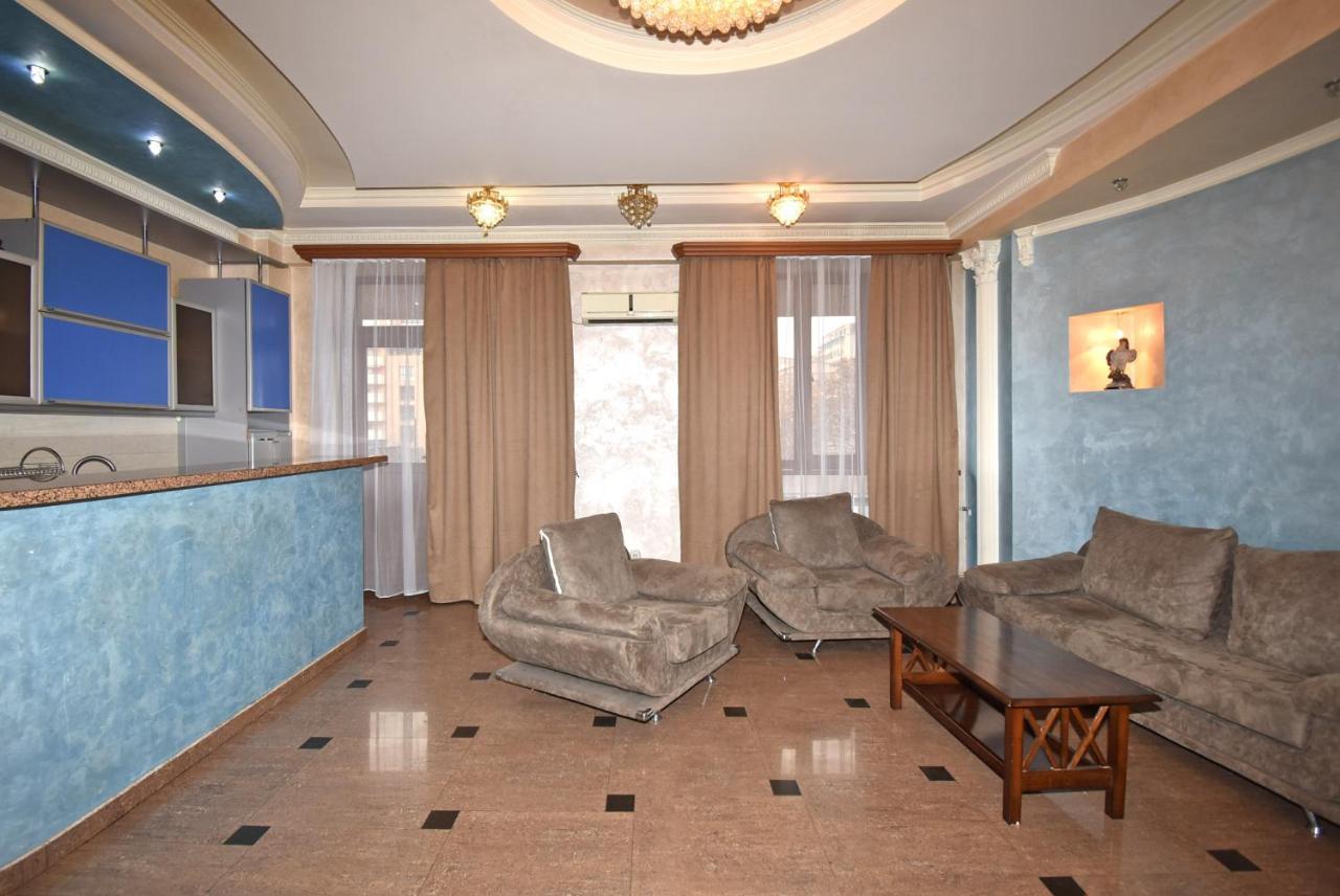 Armenak Apartment 5-Комнатная Erevan Exterior foto