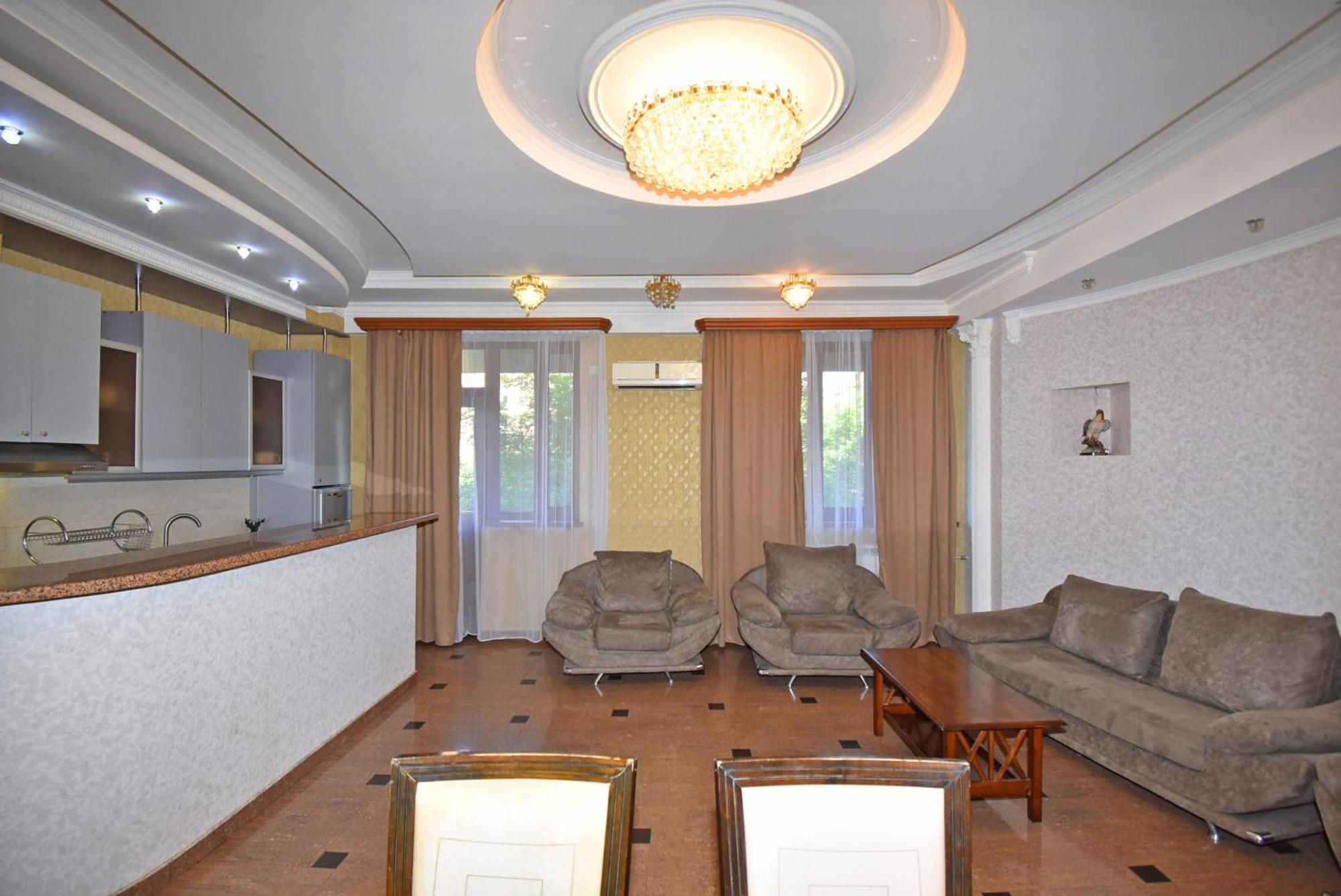 Armenak Apartment 5-Комнатная Erevan Exterior foto