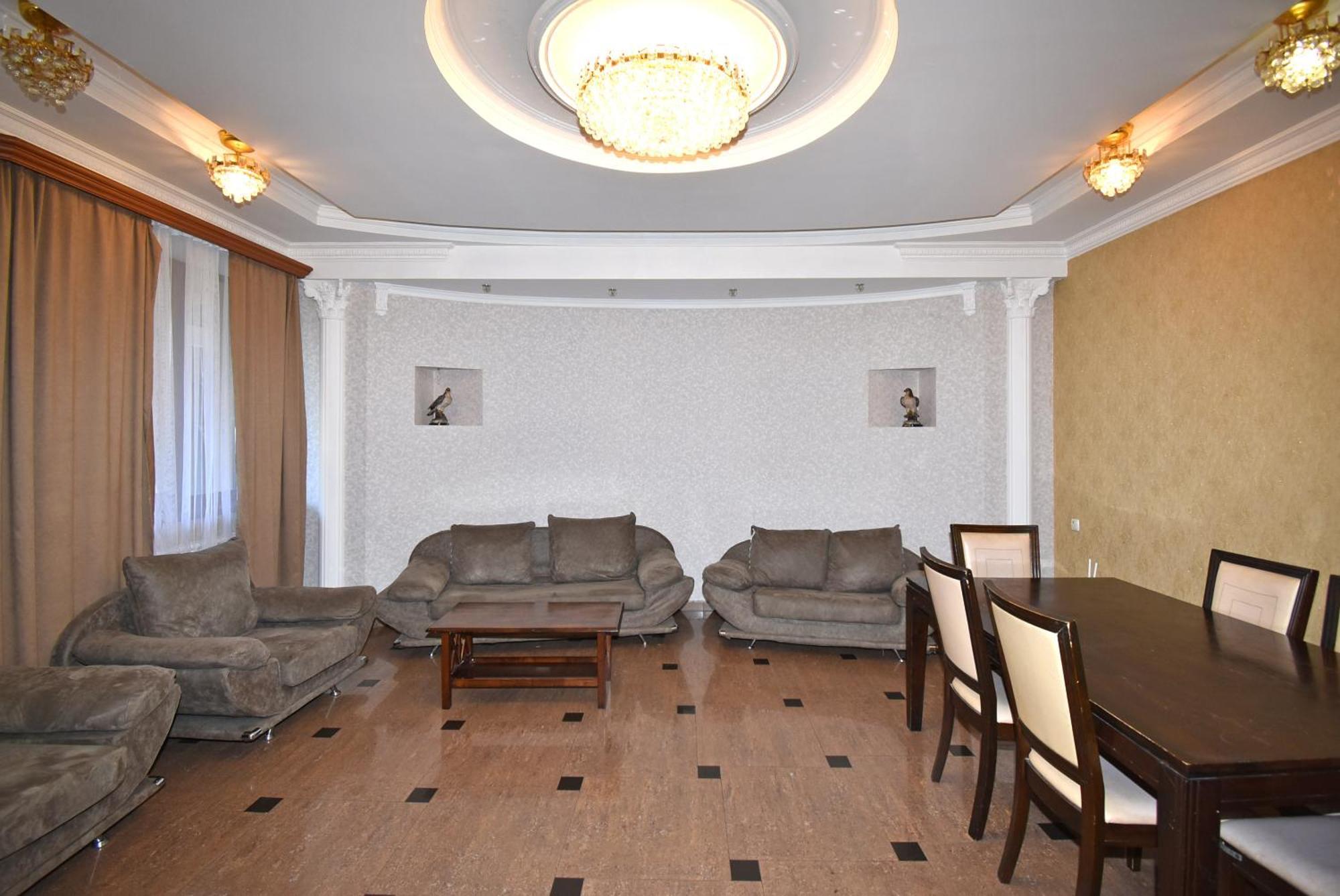 Armenak Apartment 5-Комнатная Erevan Exterior foto