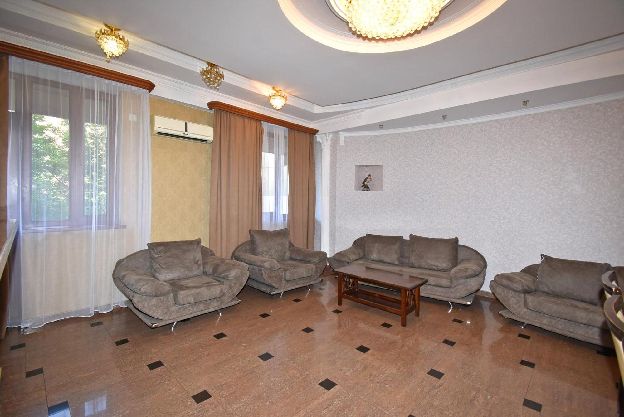 Armenak Apartment 5-Комнатная Erevan Exterior foto